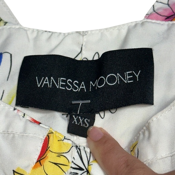Vanessa Mooney White and Floral Elisabeth Romper Dress Womens XXS - Picture 5 of 9